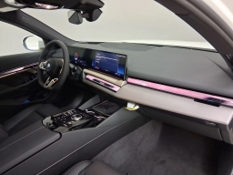 BMW 5 Series 550e xDrive Sedan 2026