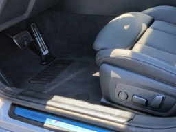 BMW 3 Series 330i Sedan 2026