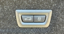 BMW 3 Series 330i Sedan 2026