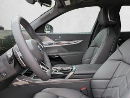 BMW 7 Series 740i Sedan 2026