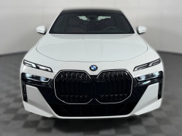 BMW 7 Series 740i Sedan 2026