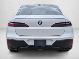 BMW 7 Series 740i Sedan 2026