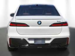 BMW 7 Series 740i Sedan 2026