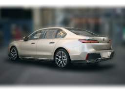 BMW 7 Series 740i xDrive Sedan 2026