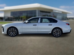 BMW 7 Series 740i xDrive Sedan 2026