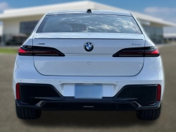 BMW 7 Series 740i xDrive Sedan 2026