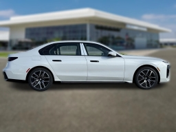 BMW 7 Series 740i xDrive Sedan 2026