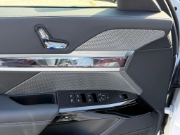 BMW 7 Series 740i xDrive Sedan 2026