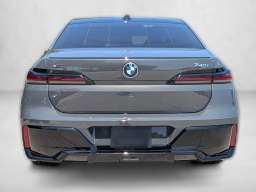 BMW 7 Series 740i xDrive Sedan 2026