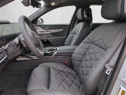 BMW 7 Series 740i xDrive Sedan 2026
