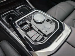 BMW 7 Series 740i xDrive Sedan 2026