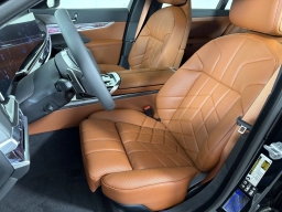 BMW 7 Series 740i xDrive Sedan 2026