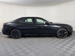 BMW 7 Series 740i xDrive Sedan 2026