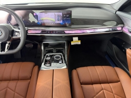 BMW 7 Series 740i xDrive Sedan 2026