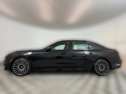 BMW 7 Series 740i xDrive Sedan 2026
