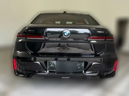 BMW 7 Series 740i xDrive Sedan 2026