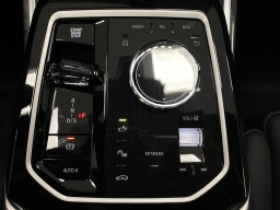 BMW 7 Series 740i xDrive Sedan 2026