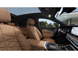 BMW 7 Series 740i xDrive Sedan 2026
