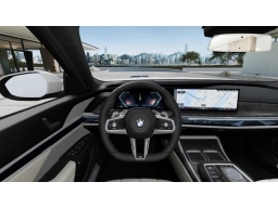BMW 7 Series 740i xDrive Sedan 2026