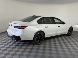 BMW 7 Series 740i xDrive Sedan 2026