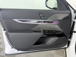 BMW 7 Series 740i xDrive Sedan 2026