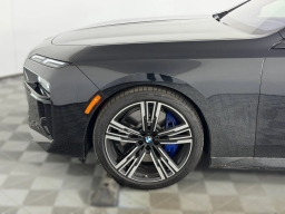 BMW 7 Series 760i xDrive Sedan 2026