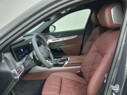 BMW 7 Series 760i xDrive Sedan 2026