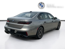 BMW 7 Series 760i xDrive Sedan 2026