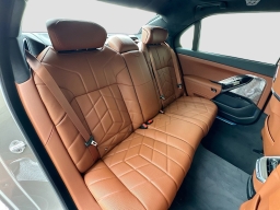 BMW 7 Series 760i xDrive Sedan 2026