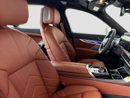 BMW 7 Series 760i xDrive Sedan 2026