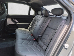BMW 7 Series 760i xDrive Sedan 2026