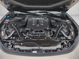 BMW 7 Series 760i xDrive Sedan 2026