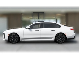 BMW 7 Series 760i xDrive Sedan 2026