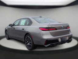 BMW 7 Series 760i xDrive Sedan 2026