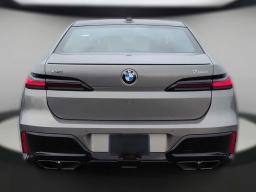 BMW 7 Series 760i xDrive Sedan 2026