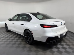 BMW 7 Series 760i xDrive Sedan 2026
