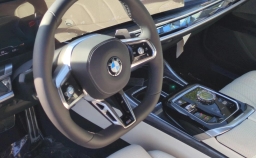 BMW 7 Series 760i xDrive Sedan 2025