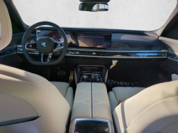 BMW 7 Series 760i xDrive Sedan 2025