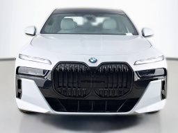 BMW 7 Series 760i xDrive Sedan 2026