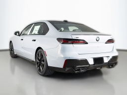BMW 7 Series 760i xDrive Sedan 2026