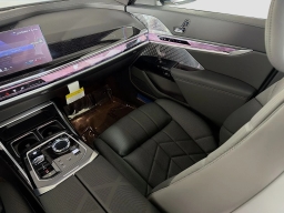 BMW 7 Series 760i xDrive Sedan 2026