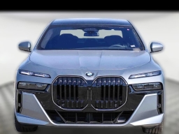 BMW 7 Series 760i xDrive Sedan 2026