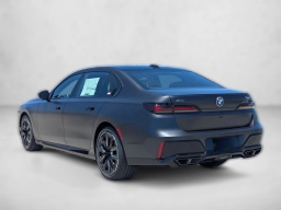 BMW 7 Series 760i xDrive Sedan 2026