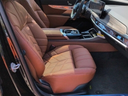 BMW 7 Series 760i xDrive Sedan 2026