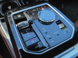 BMW 7 Series 760i xDrive Sedan 2026