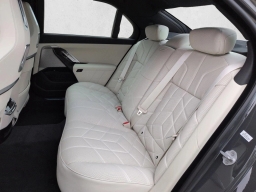 BMW 7 Series 760i xDrive Sedan 2026