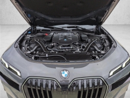 BMW 7 Series 760i xDrive Sedan 2026