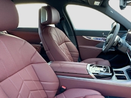 BMW 7 Series 760i xDrive Sedan 2026