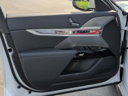 BMW 7 Series 760i xDrive Sedan 2026
