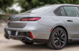 BMW 7 Series 760i xDrive Sedan 2026